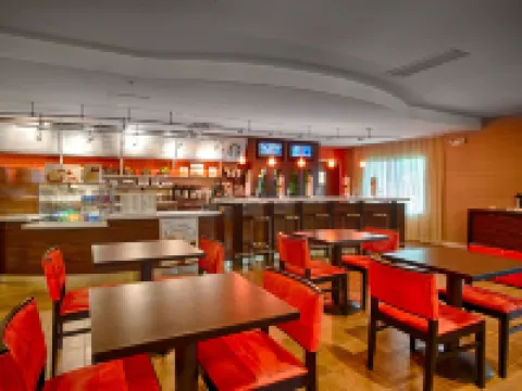 コートヤード ウォール アット マンモス ショアーズ コーポレート パーク ウォール・タウンシップのホテル