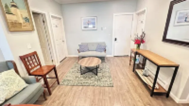 4 Bedroom 2 Bathroom Home Close to Metro, Near Central Boston & Cambridge