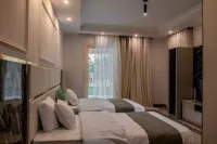 Pyramids view villa for rent in Elshikh zayed