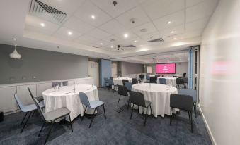 Ibis Jeddah City Center