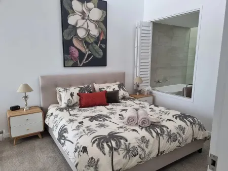 Luxurious new 3-bedroom penthouse apartment