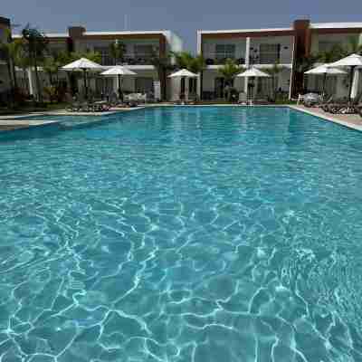 Boca Paraíso Villa: Steps to Pool & 2Br Comfort Fitness & Recreational Facilities