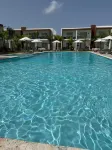Cozy vacation home away from home. Enjoy the pool from your door step. Hotels in 