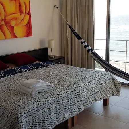 House Beach Front Superb Ocean View Hi Speed WiFi Unlimitd Fresh Water Free call