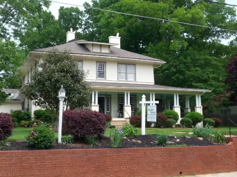 Hunter House Bed and Breakfast