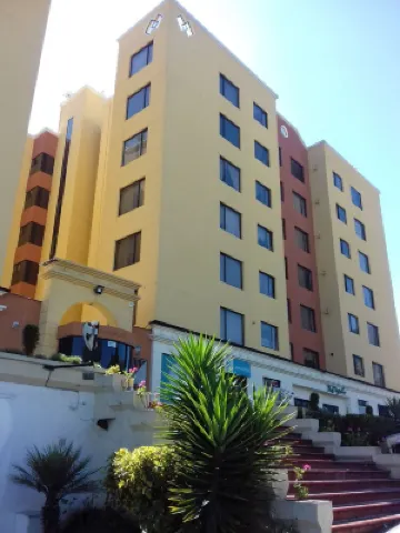 SEGURO, ACOGEDOR Y CÁLIDO - SU HOGAR EN QUITO  호텔