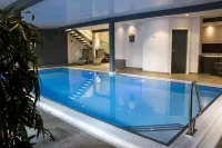 Hotel Spa et Restaurant Au Chasseur - Swimmingpools