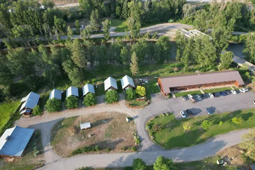 Methow River Lodge Hotels in Winthrop