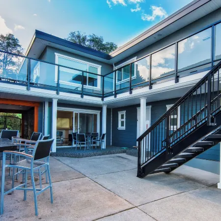 Qualicum Beach Ocean Suites