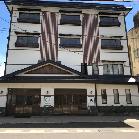 The Address Akakura