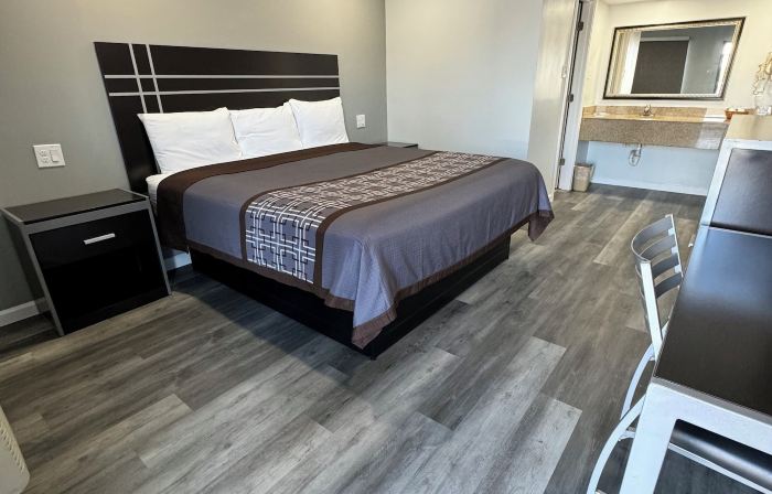 Continental Inn and Suites Nacogdoches TX Sfa University Downtown