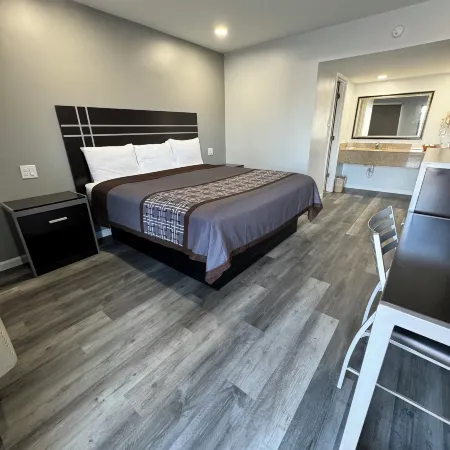 Continental Inn and Suites Nacogdoches TX Sfa University Downtown