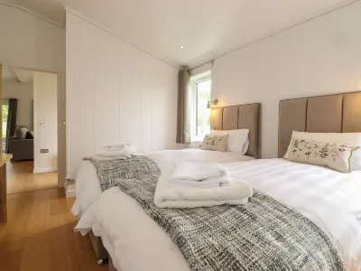 애쉬 웨이트 Laurel and Hardy Museum 주변 호텔