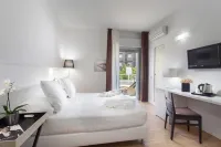 Hotel Tiffany & Resort Hotels in Cesenatico