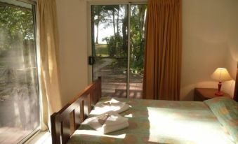 Beachside Holiday Units