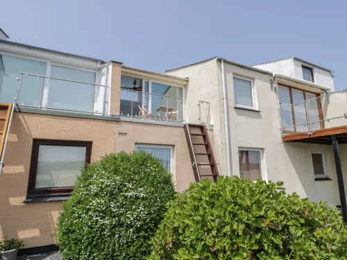 25 South Snowdon Wharf Hotels in Harlech