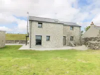 Dozmary Pool Barn