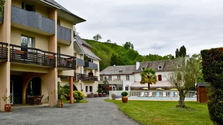 Logis le Vieux Logis Отели в г. Севиньяк-Мерак