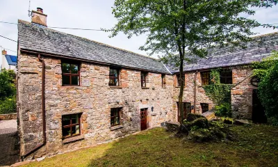 Waltons Close Các khách sạn gần Place Fell