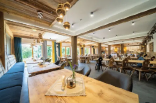 Willa u podnóża Tatr Cztery Pory Roku Hotels in Koscielisko