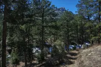 Fawn Valley Inn- 103 Condo