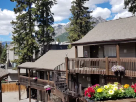 Banff International Hostel Hotels in Banff