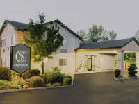 Creekside Inn & Suites Hotels in Willits