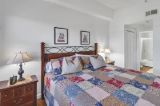 Handsome Condo, View in Sugar Mountain, Heated Pool & Jacuzzi by RedAwning