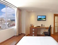 El Dorado Hotel Hotels near Plaza Abdon Calderon