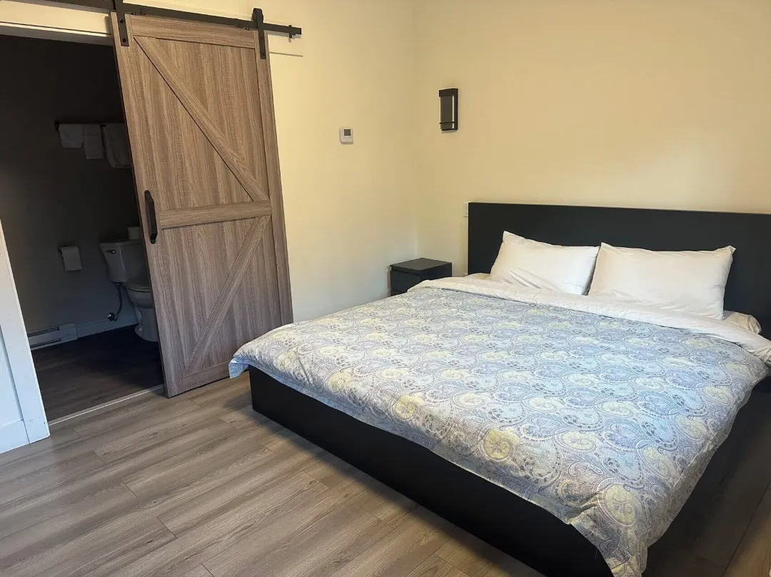 City Centre Motel Older Building - British Columbia