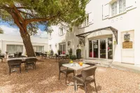 Logis Hôtel Restaurant des Châteaux Hotels in Cheille