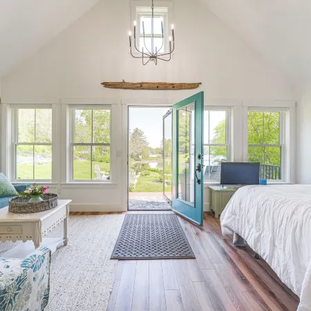 Oceanfront Studio w/ Private Dock in Harpswell!