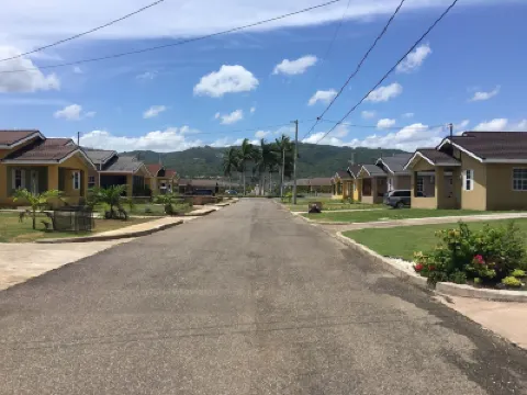 Drax Hall Country Club's Sweet Escape โรงแรมใน