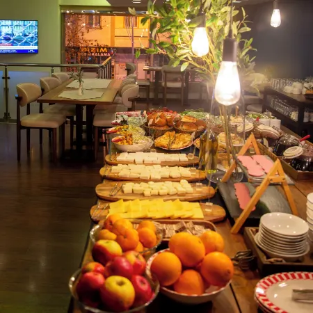 Grand Park Hotel
