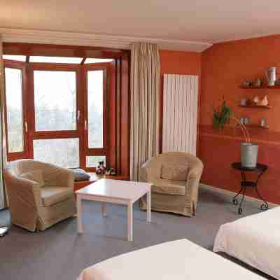L'AUBIER Eco-Hôtel Montezillon Rooms