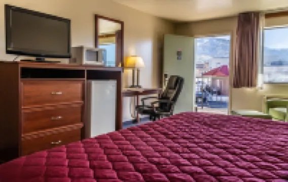 Manti Country Village Motel فنادق في 
