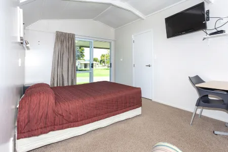 Harbourside Holiday Park Отели рядом с достопримечательностью «The Lost Spring»