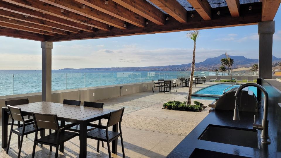 Seafront Condo Pool and Jacuzzi
