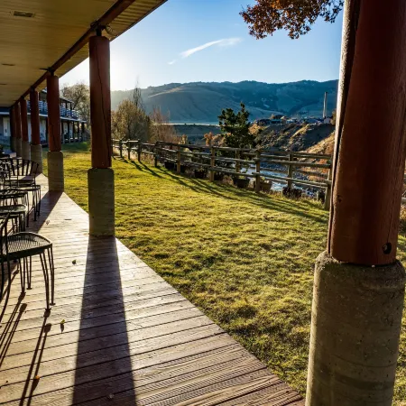 Absaroka Lodge