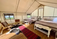 Rancho Moonrise Hotels in Elgin