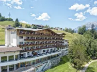 Familien- & Aktivhotel Christoph Hotels in Ellmau