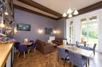 YHA Bath Hotels in Limpley Stoke