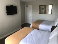 The Auberge Inn Hotels in Haileybury