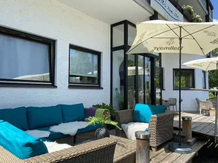 Hotel Zum See Garni Отели в г. Райстинг