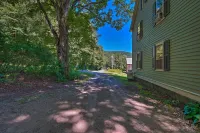 Charlemont Retreat on Chickley River w/ EV Charger - parking