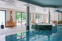 Hôtel Best of Both - Divonne-Les-Bains Отели в г. Дивон-ле-Бен
