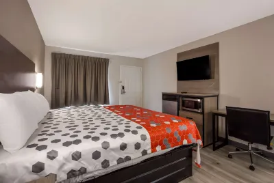 Econo Lodge Hotels in Mobile