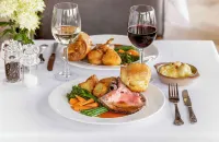 Royal Beacon Hotel - sarapan