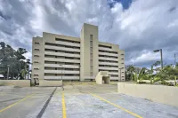 Oceanfront Resort Studio - 2 Mi to Rincon Plaza! - 3-Star