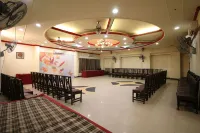Motel Divine International فنادق في روركي